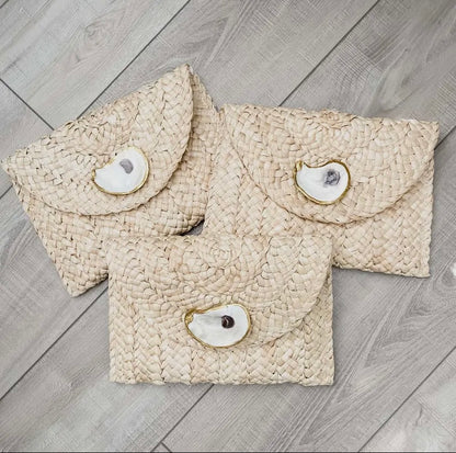 Natural Oyster Clutch